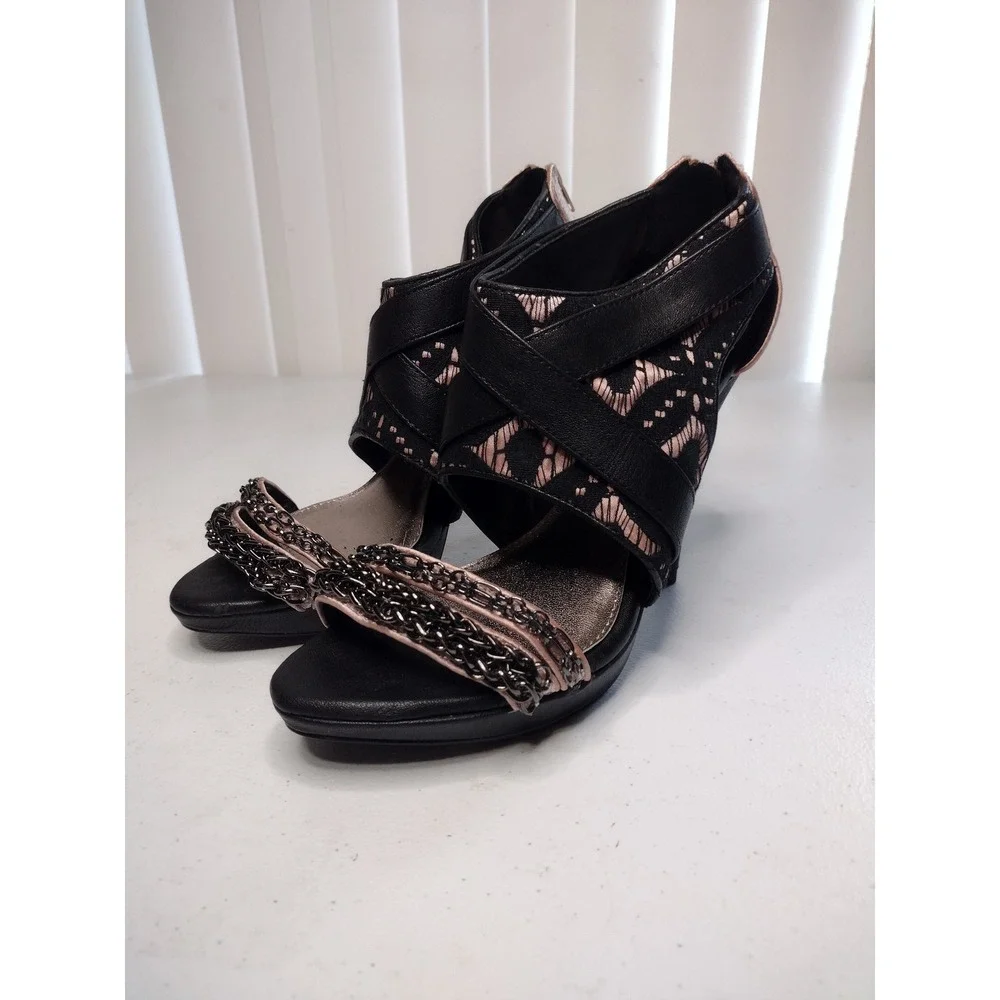 Women's Black Lace‎ Chain Embellished Platform Heels Size 8.5